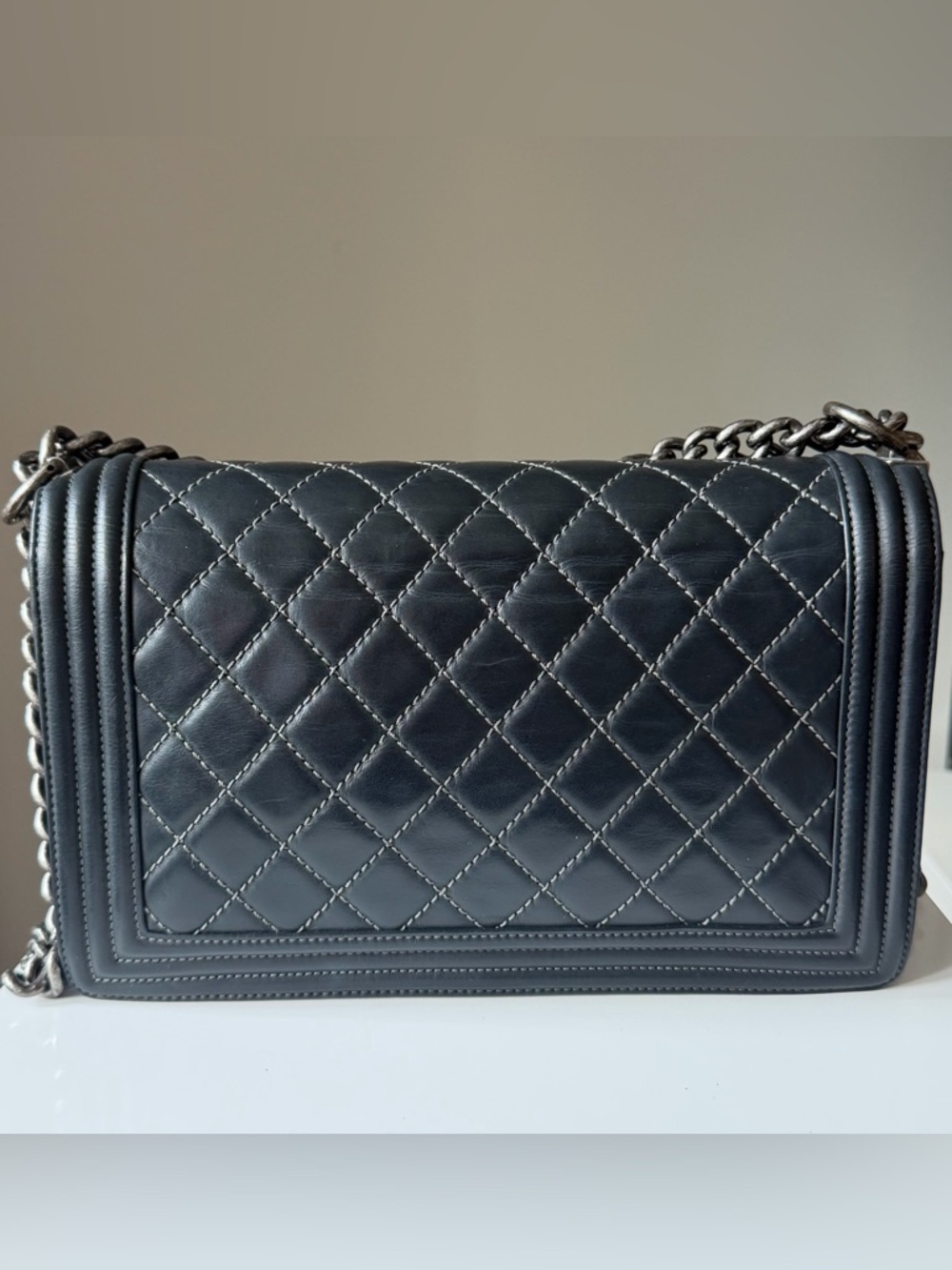 Chanel Boy Bag Dark Gray Contrast Stitch Quilted Leather Ruthenium HW Old Medium - Picture 3 of 16